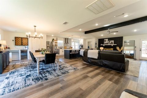 3200 Hilltop Lane Plano TX 75075