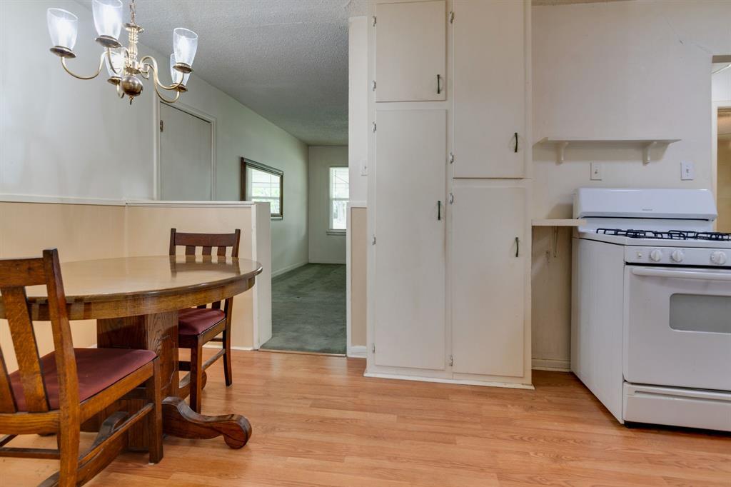 5205 Roxie Street
