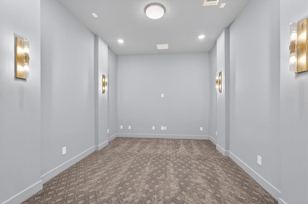 Mustang Lakes - Residential