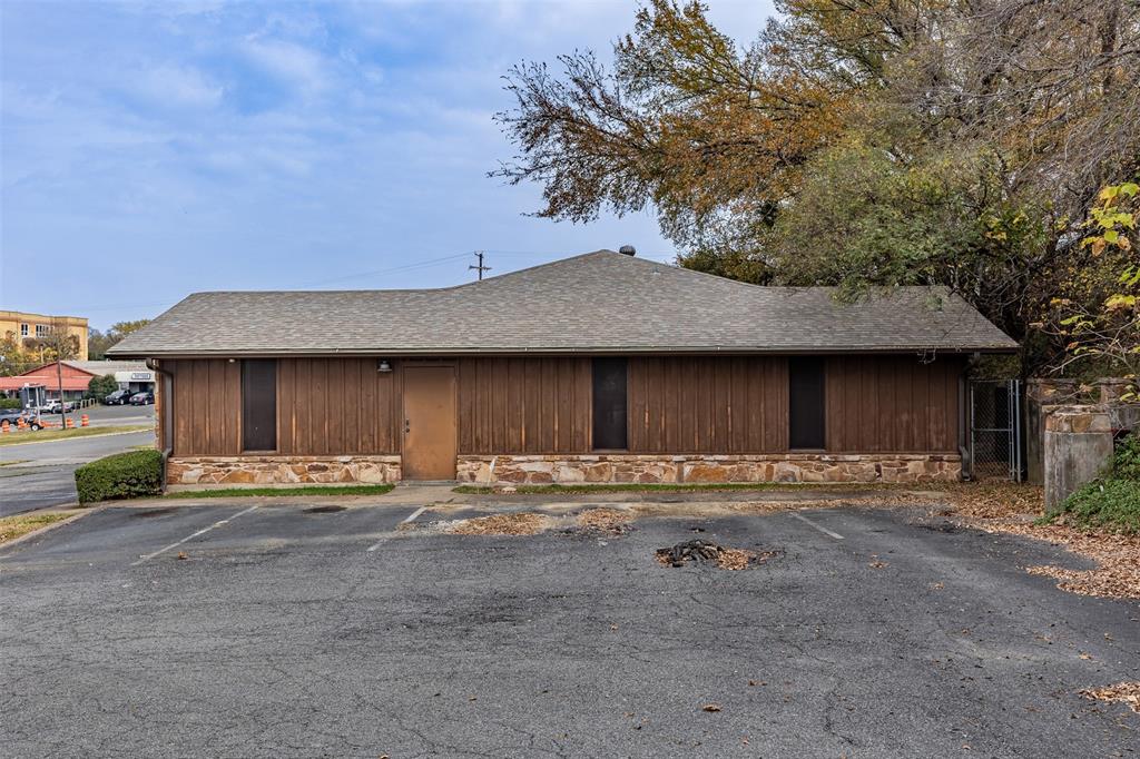 MCANAIR JB - Commercial Sale