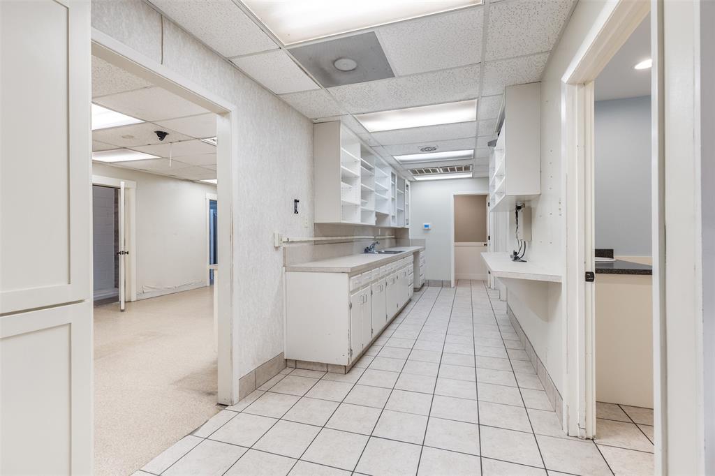 MCANAIR JB - Commercial Sale