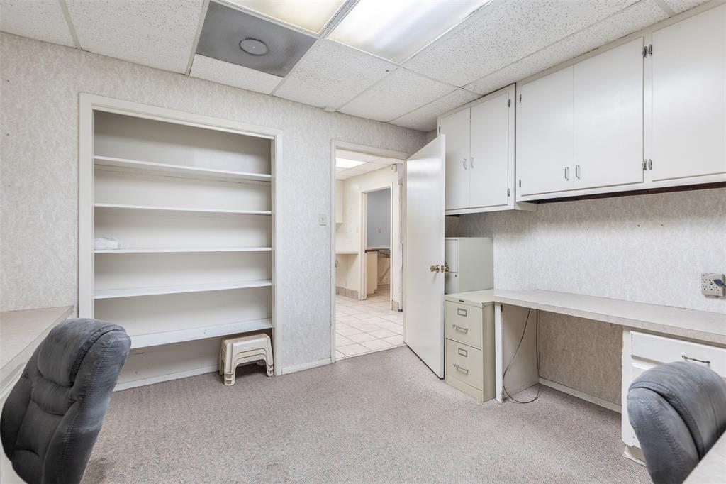 MCANAIR JB - Commercial Sale