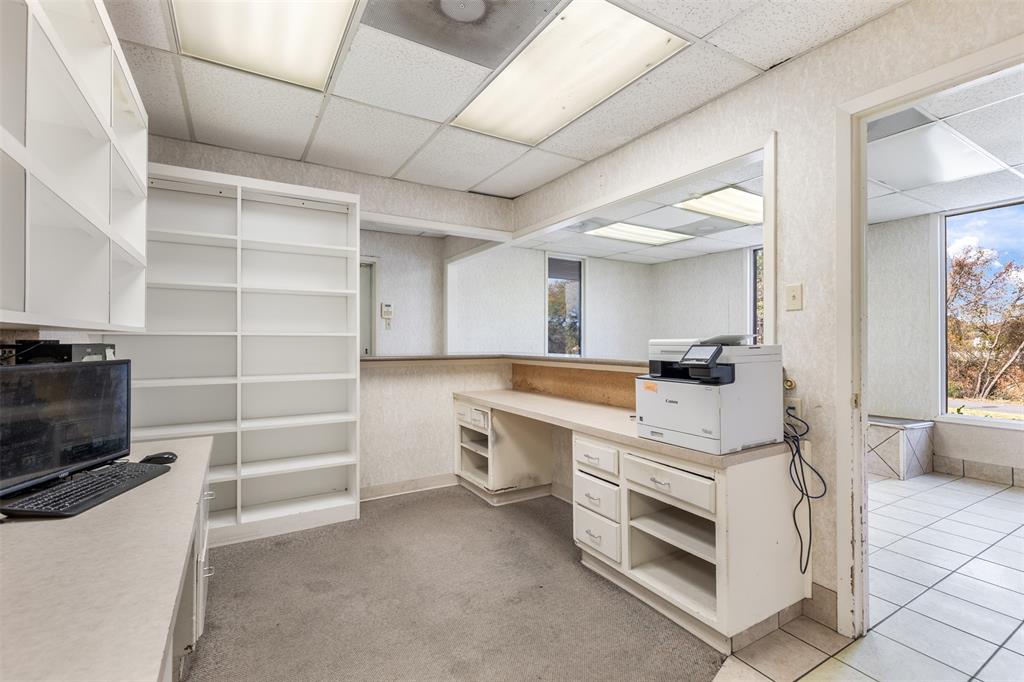 MCANAIR JB - Commercial Sale