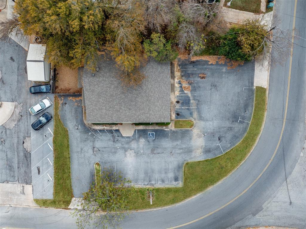 MCANAIR JB - Commercial Sale