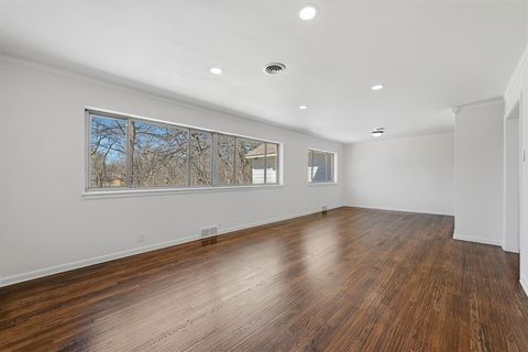 Tiny photo for 1720 Woods Drive, Arlington, TX 76010 (MLS # 21197478)