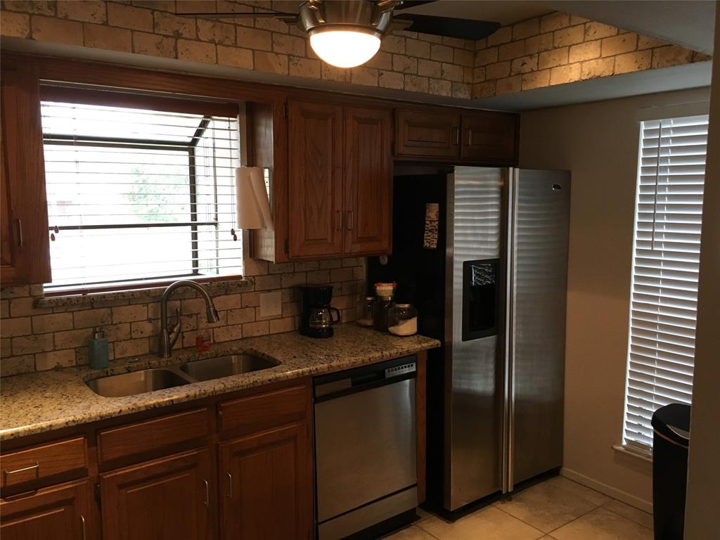105 Wilshire Drive