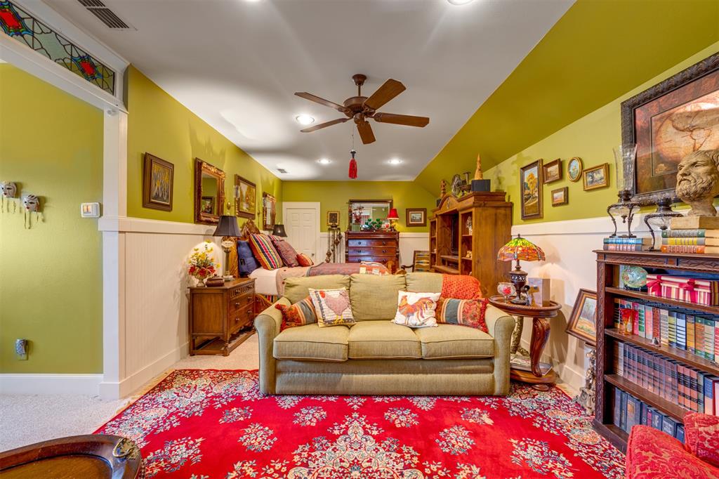 A0016 D PAGE - Residential