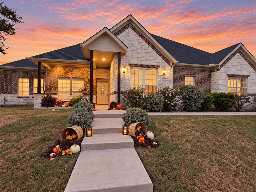 1906 Clearview Drive