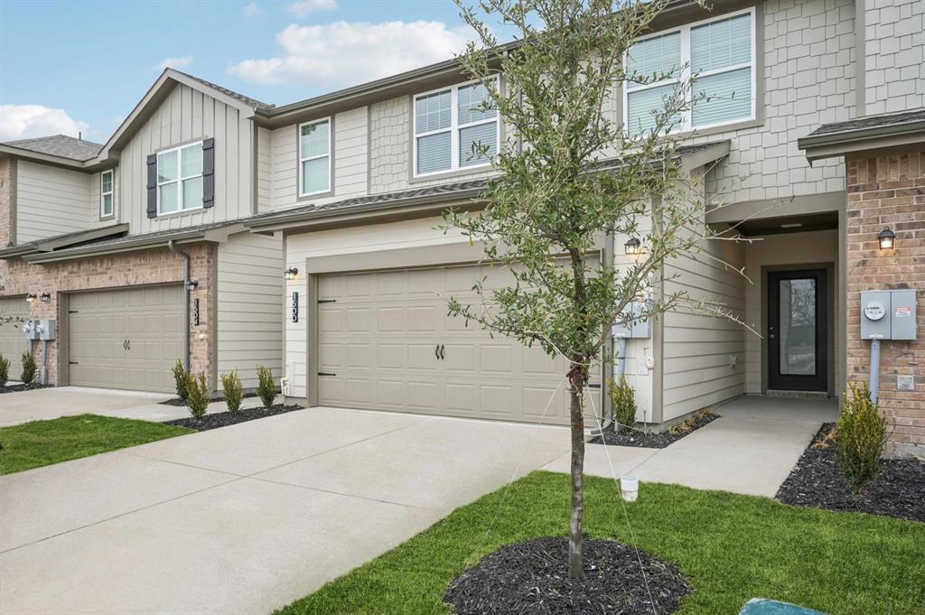 936 Penrose Drive