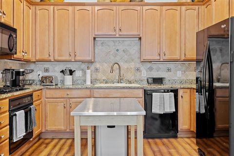 Tiny photo for 4312 Mckinney Avenue #4, Dallas, TX 75205 (MLS # 21076231)