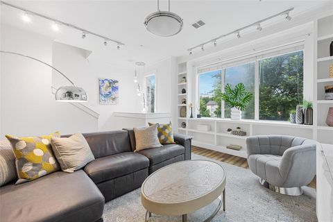 Tiny photo for 4312 Mckinney Avenue #4, Dallas, TX 75205 (MLS # 21076231)