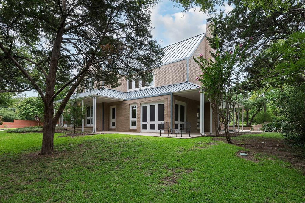 Strong and Crossen - Residential