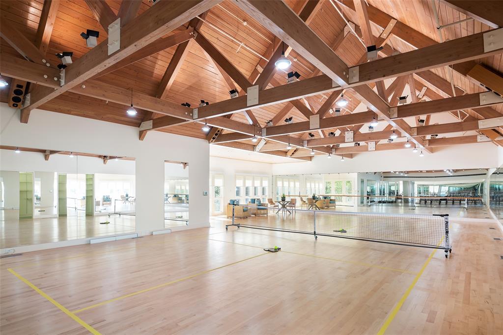 Strong and Crossen - Residential