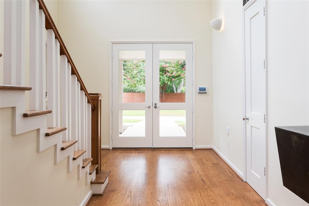 Strong and Crossen - Residential