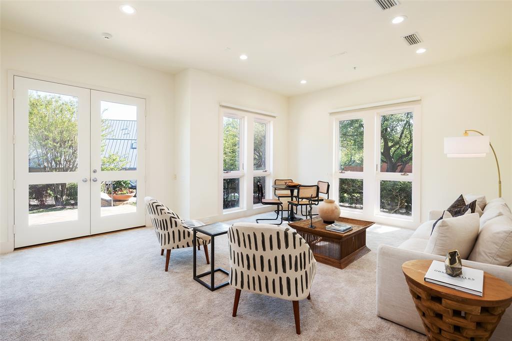 Strong and Crossen - Residential