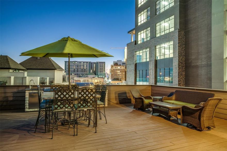 Farmers Market Gem! This Charming Brownstone has been wonderfully updated with great workmanship and designer selections.Private end unit with features many windows and beautful live oak trees in view. Plantation Shutters and Hardwoods throughout the property. The stunning 900 sq ft approx. rooftop deck with an outdoor kitchen and breathtaking downtown and Harwood Park views. The charming entrance with the custom cabinetry opens up to a Guest Bedroom-Den with new hardwoods and an ensuite bath and a walkin closet. The 2nd floor open floorplan is bright and light and encompasses the living room ,dining room, office [or den] ,charming powder bath and the great gourmet kitchen with SS appliances, granite countertops, beautiful backsplash and kitchen island. The 3rd floor Primary Bedroom has new hardwoods, great primary spa-like bathroom with a tub, separate shower, separate vanities, exercise room or a [second walkin closet] and a large walkin closet. Laundry room is also on the 3rd floor. Designer finishes throughout the property,lots of storage and many more amenities.The rooftop deck is spacious and is excellent for entertaining and perhaps one of the largest in this community! This property has it all!