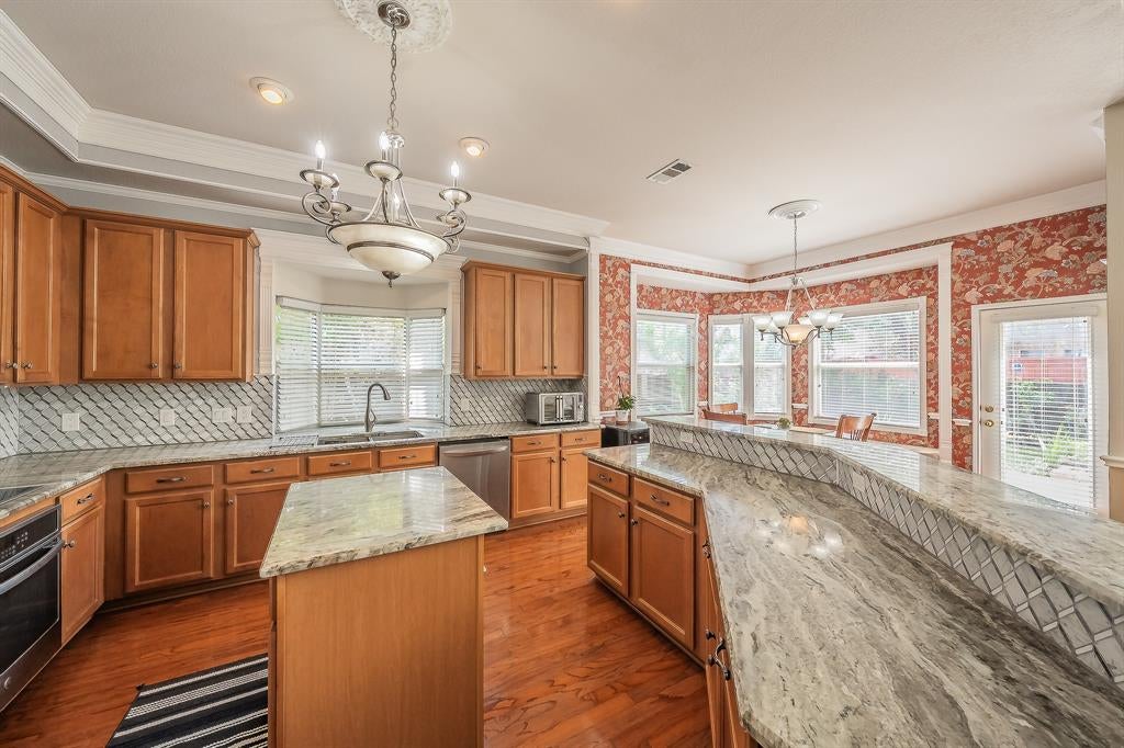 5549 Mountain Valley Drive