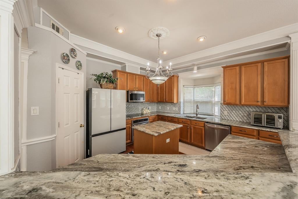 5549 Mountain Valley Drive