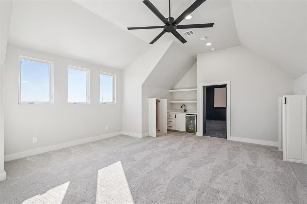 La Madera - Residential