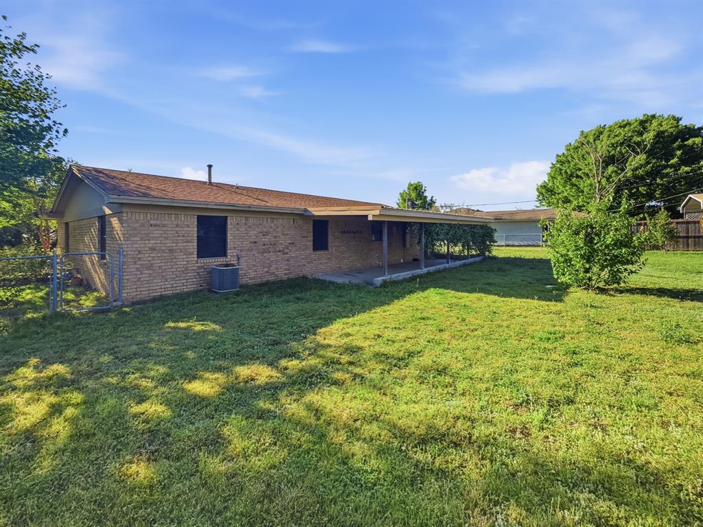 512 S Williams Street