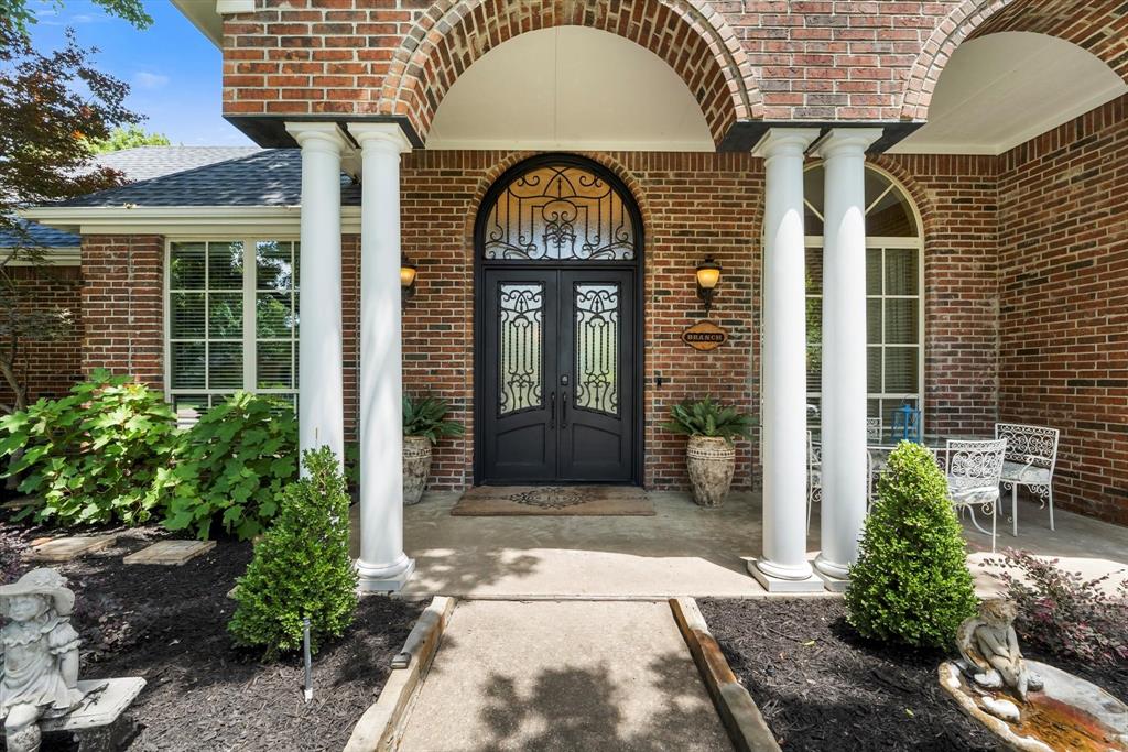 503 Meadowlake Lane