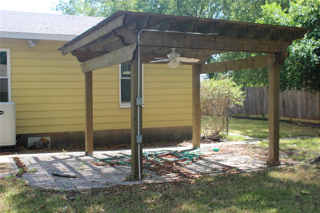 Leah See Survey - Residential Lease