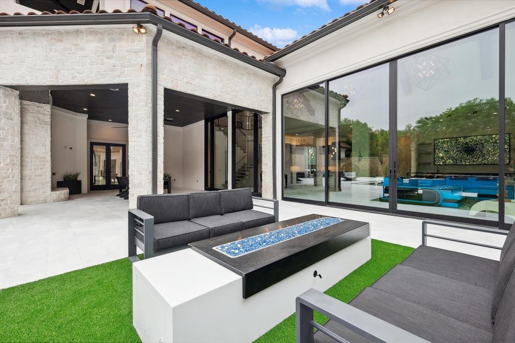 Starwood Ph Four Village 17 - Residential