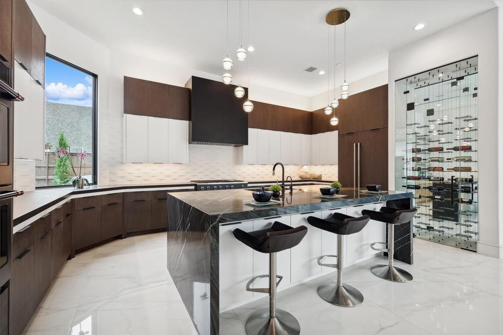 Starwood Ph Four Village 17 - Residential