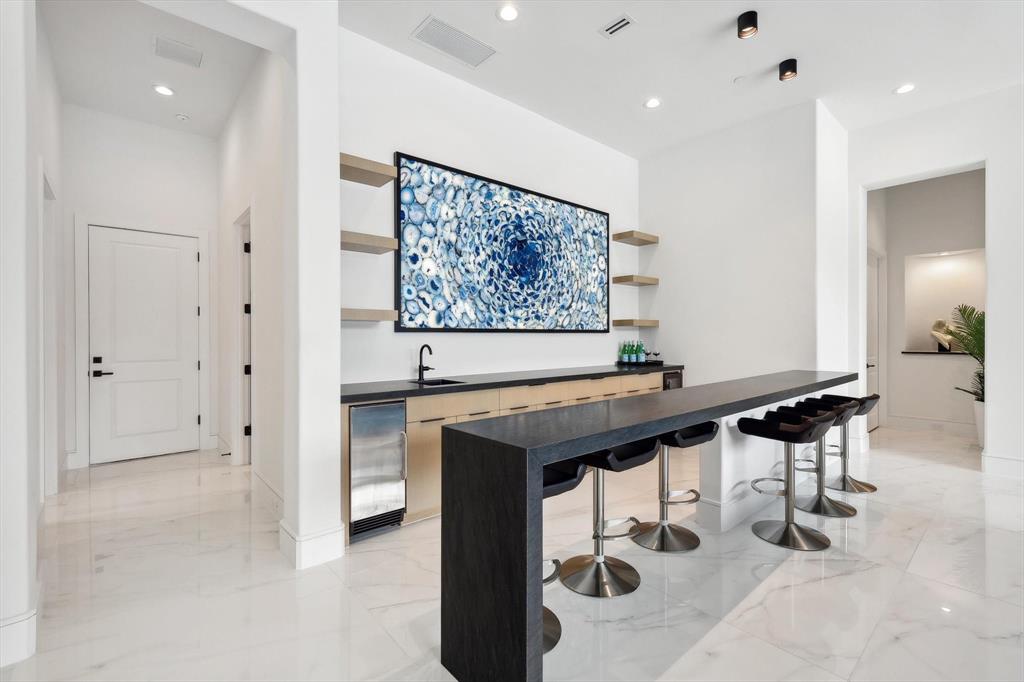 Starwood Ph Four Village 17 - Residential