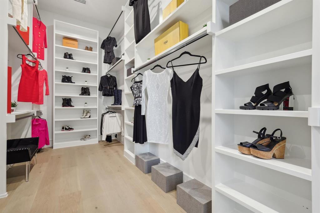 Starwood Ph Four Village 17 - Residential