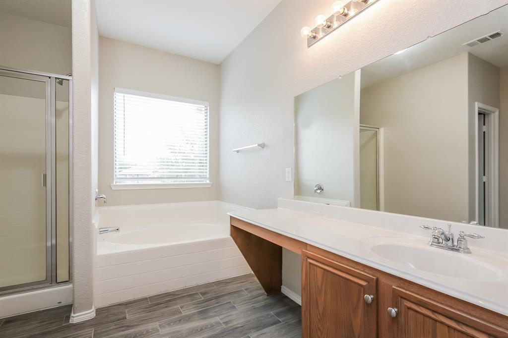 Fossil Park Estates - Residential Lease