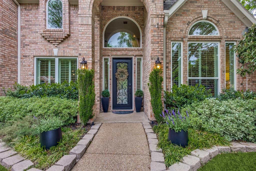 6613 Shadow Crest Drive