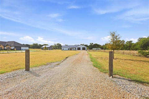 Tiny photo for 208 Chicken Field Road, Whitewright, TX 75491 (MLS # 21391939)