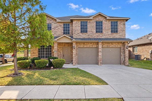 3428 OCEANVIEW DR, DENTON, TX 76208 - Image 512e95b2a8e92c4bf85cc32a29ae5d66/131243909