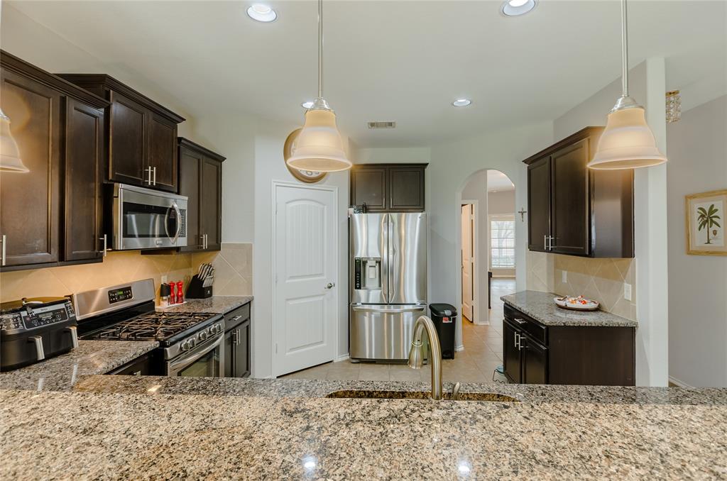 1107 Dickenson Drive