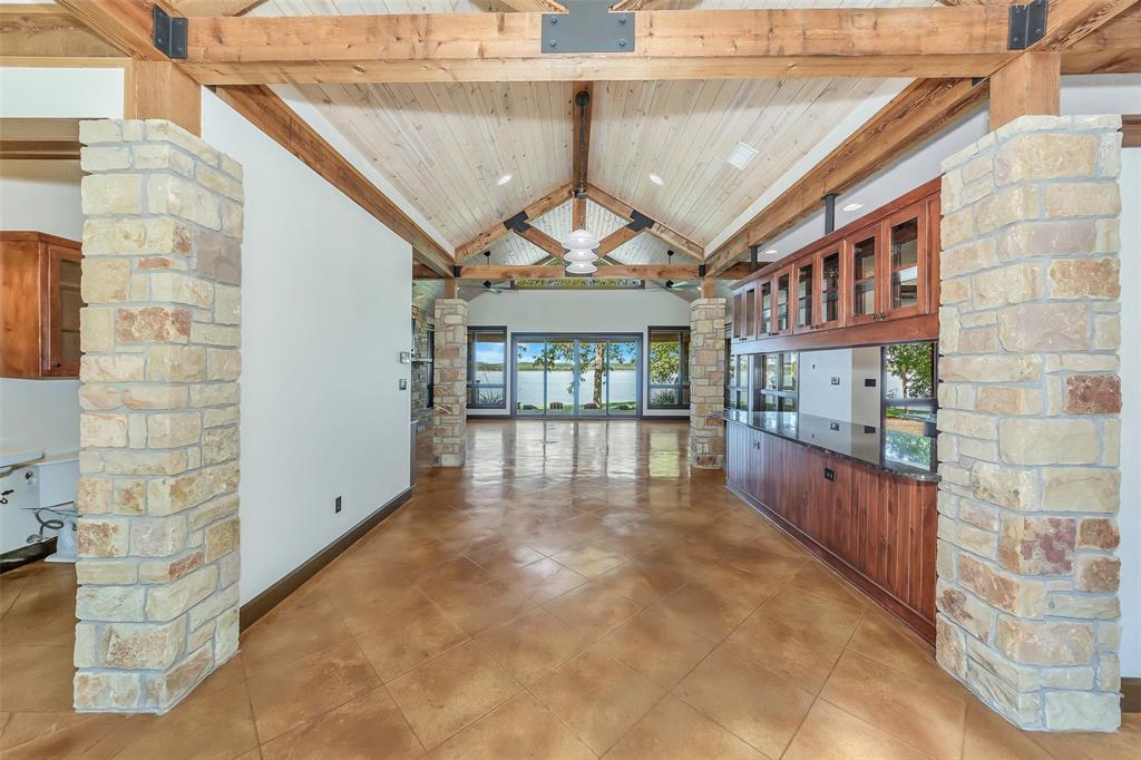 721 Dove Lane