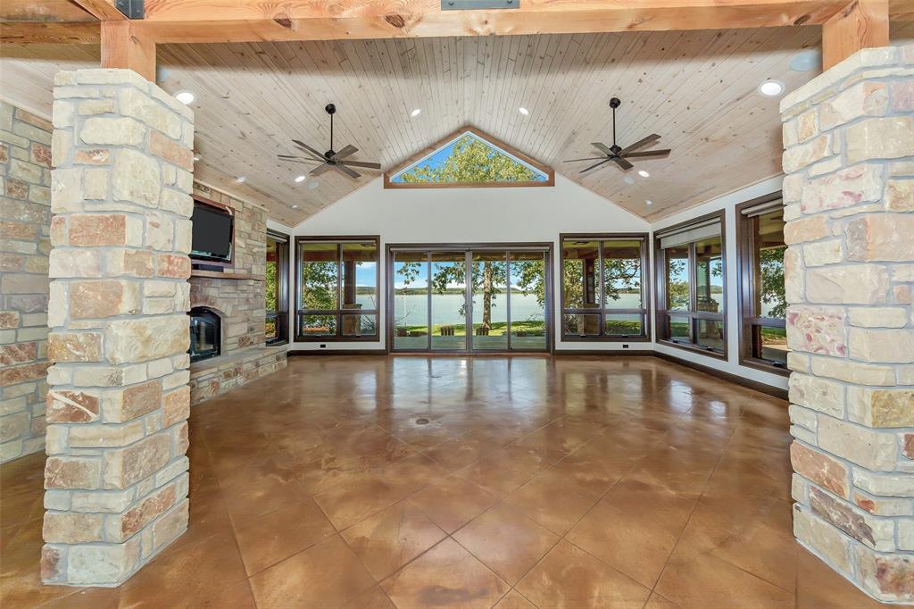 721 Dove Lane