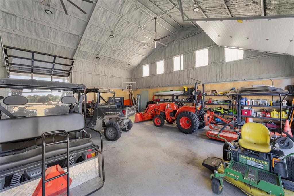 MONTGOMERY ANDREW - Farm