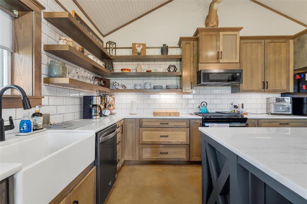 MONTGOMERY ANDREW - Farm