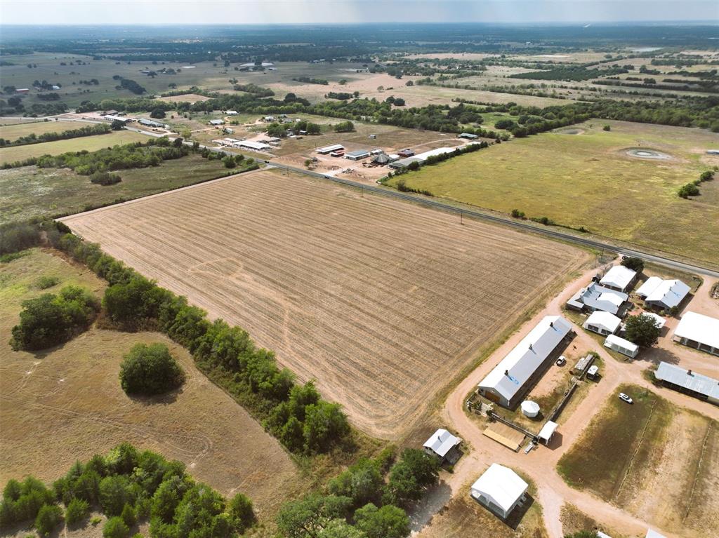 A114 - WINN J LG - Land