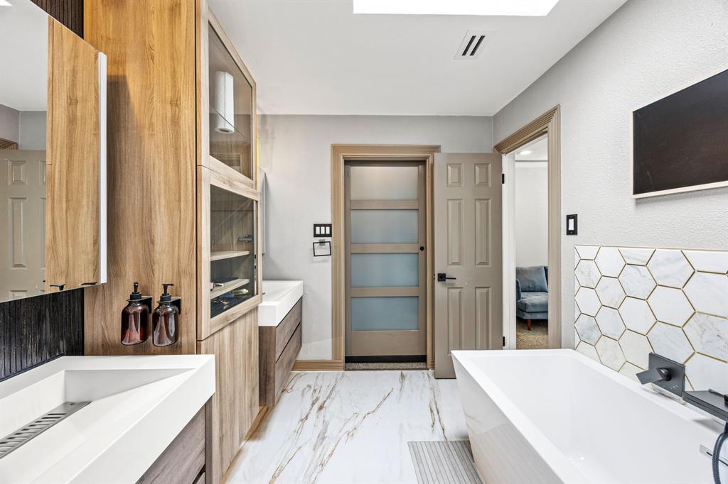 RICHLAND CORNERS REP - Residential