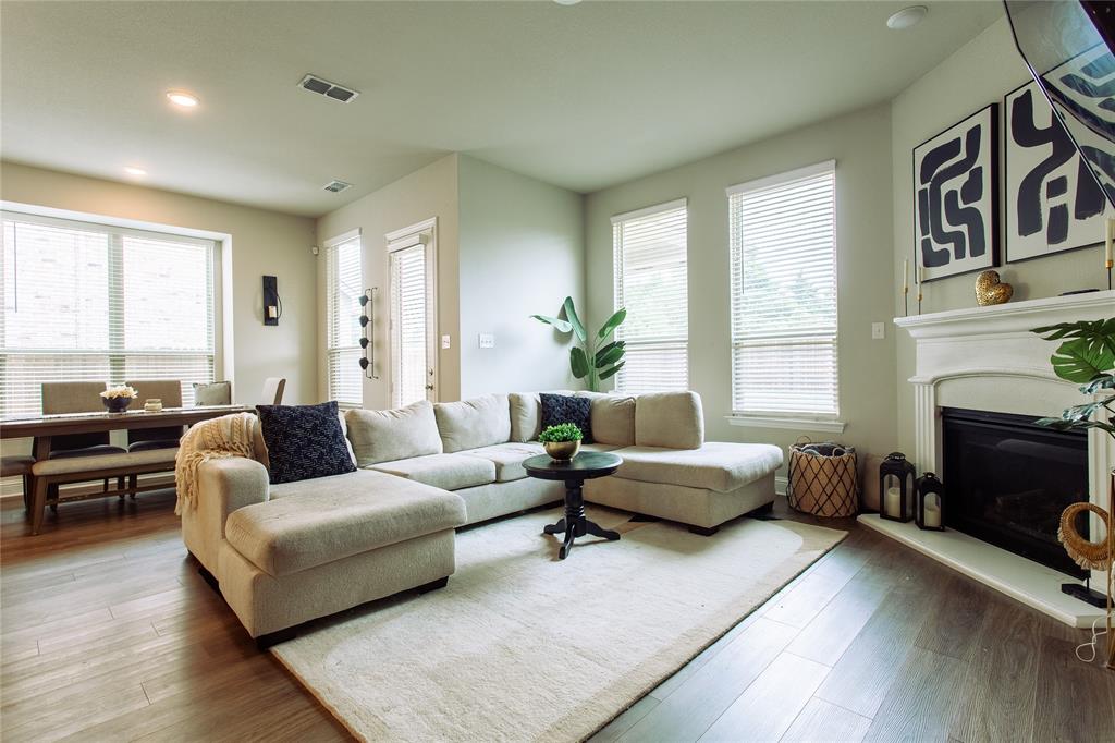 Sheppards Place Ph 2 - Residential