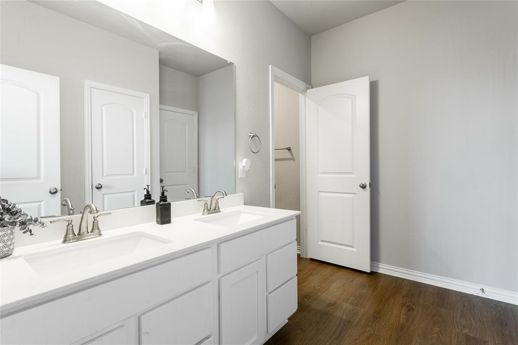 Sheppards Place Ph 2 - Residential