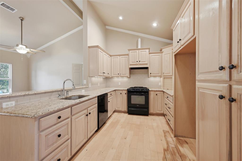 G-0469 GRAVES MELVIN A-G0469 - Residential