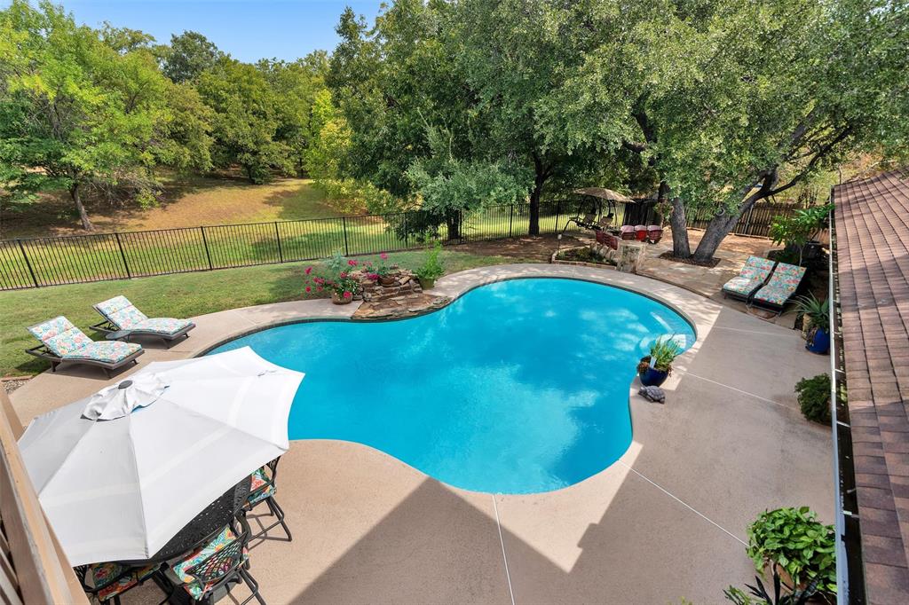 7605 Willowood Court