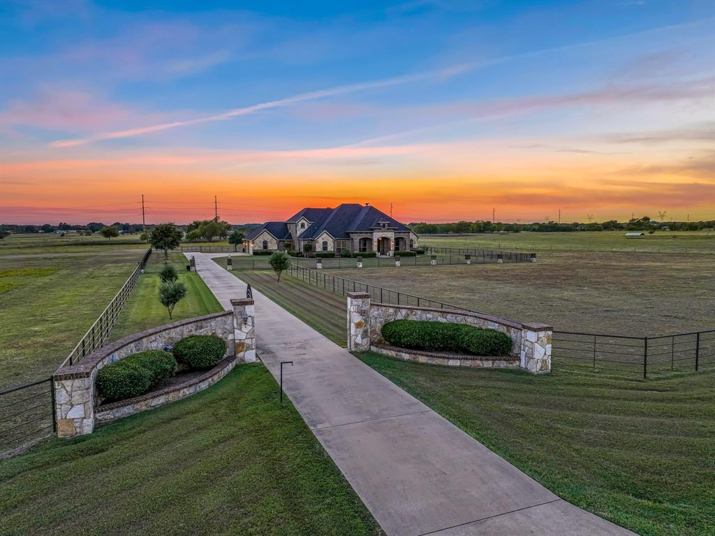 8037 County Road 4094