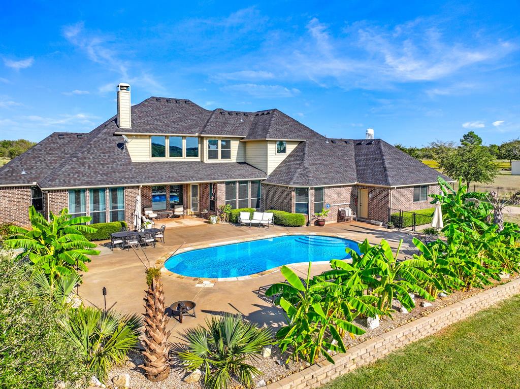 8037 County Road 4094