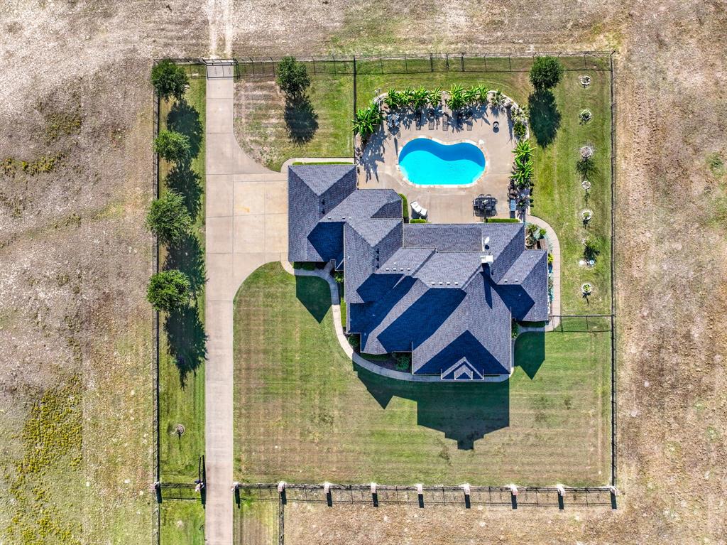 8037 County Road 4094