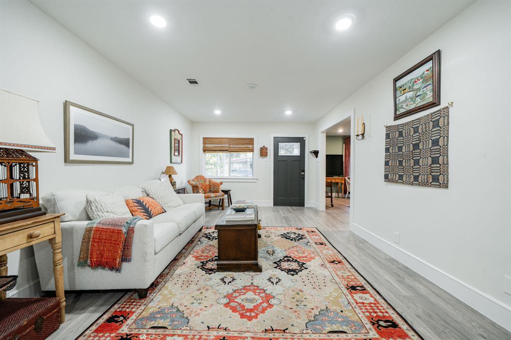 Casa View Heights 9 Add - Residential Lease