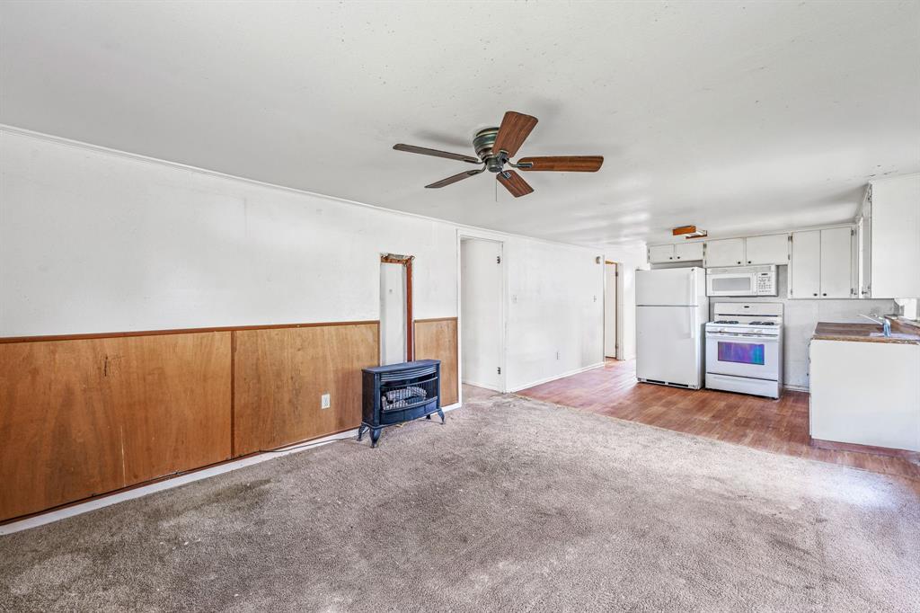 400 S PECAN Street